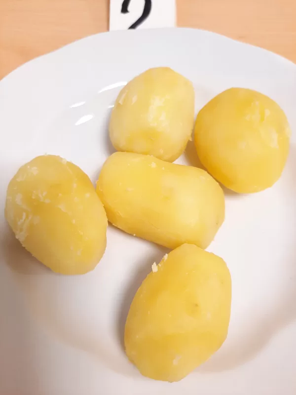 Kartupeļu šķirne 'Bete'. Vārīti bumbuļi